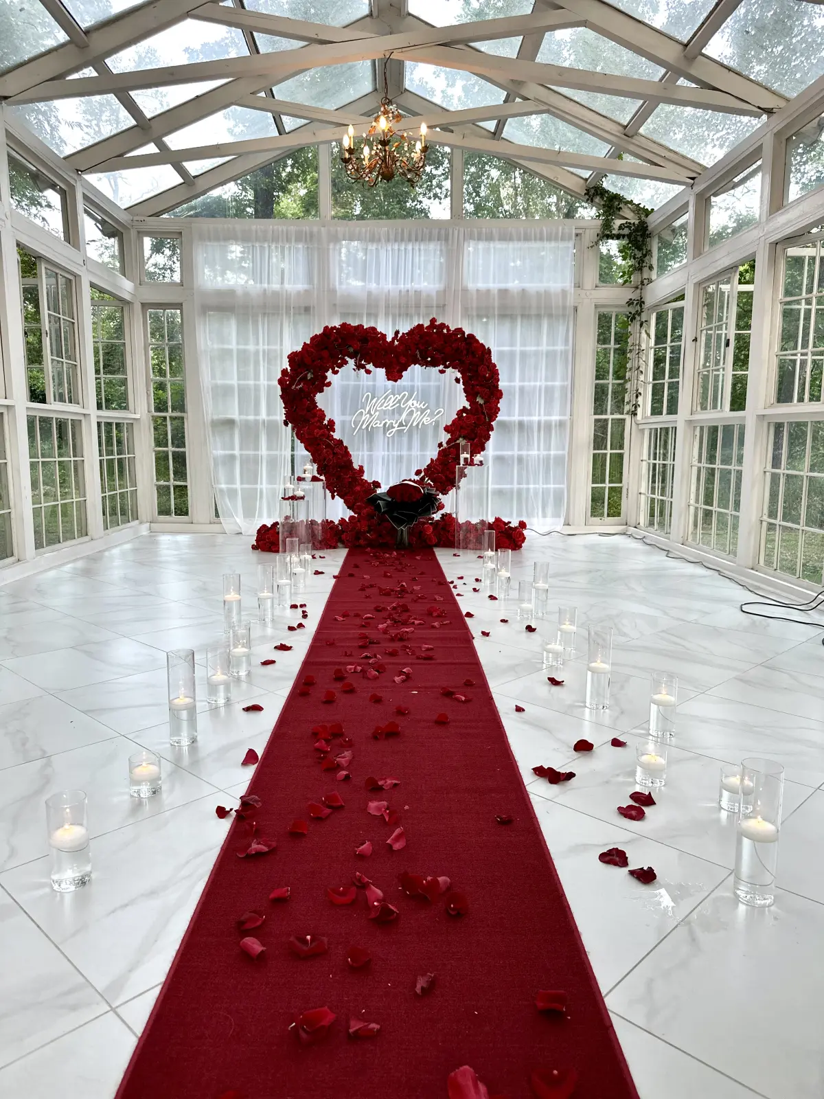 Heart of Roses Package